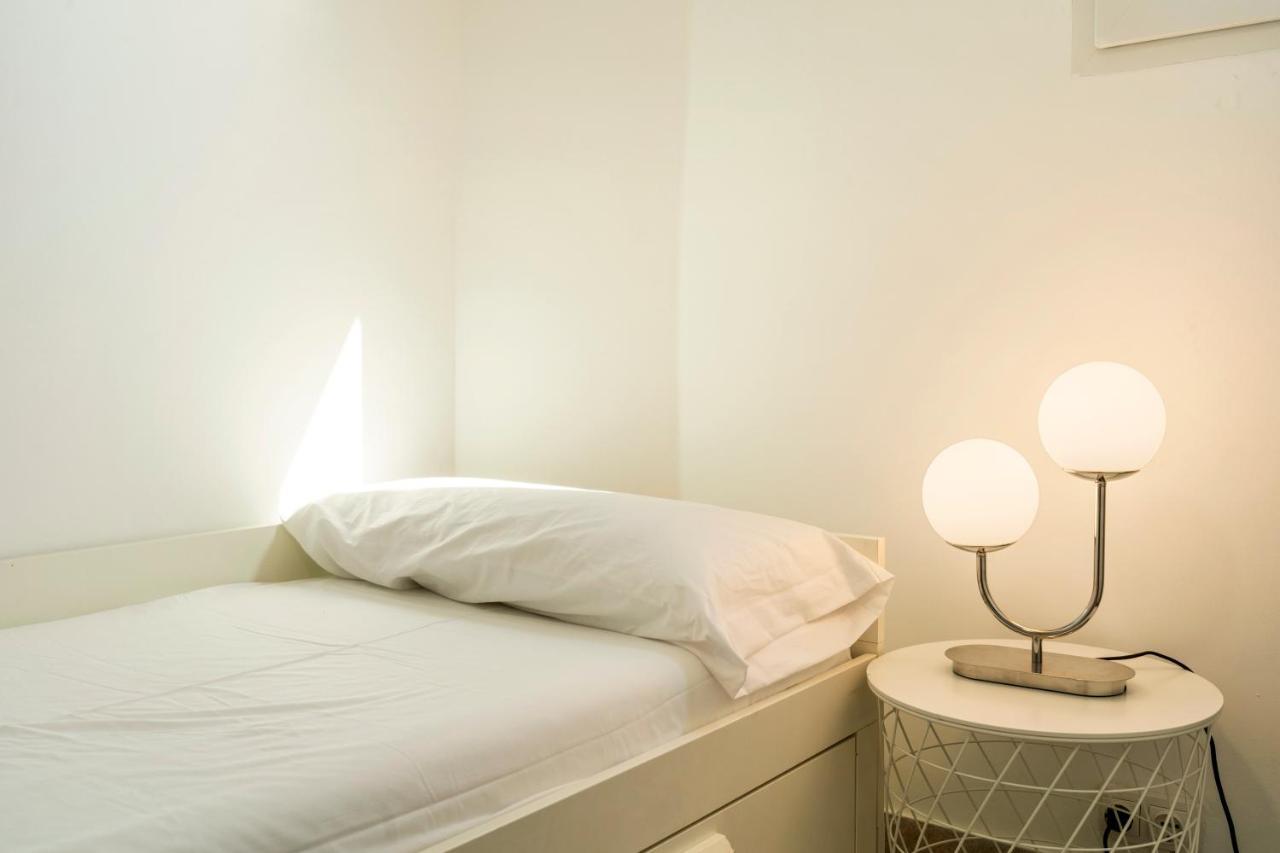 Apartamento Cerca De La Playa Barcellona Esterno foto